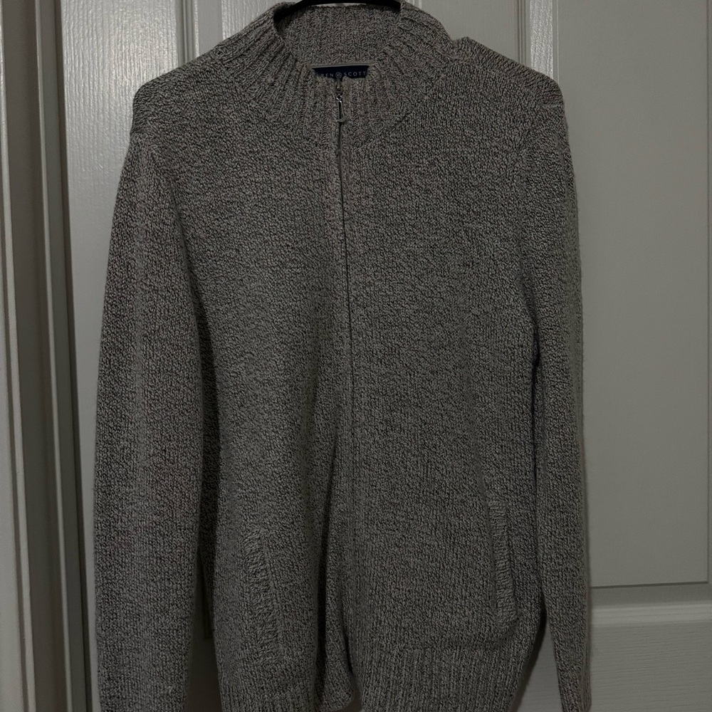 SHEIN Women's Gray V-Neck Sweater